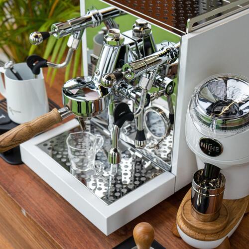 [Convertible] Espresso machine with recurring coffee filters